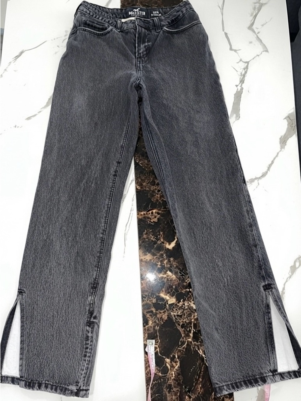 Hollister Straight Leg Black Wash Women’s Jeans